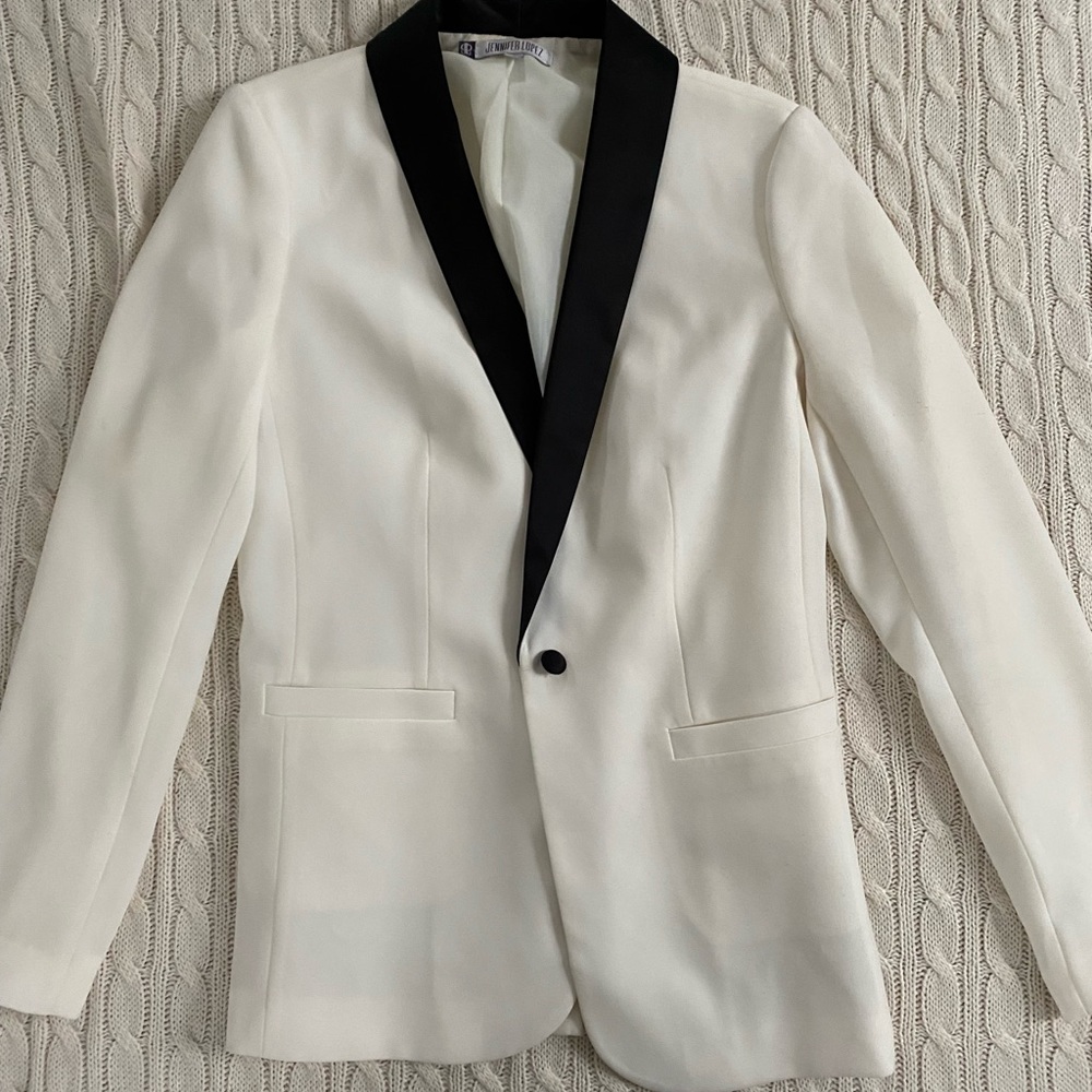 Tuxedo blazer